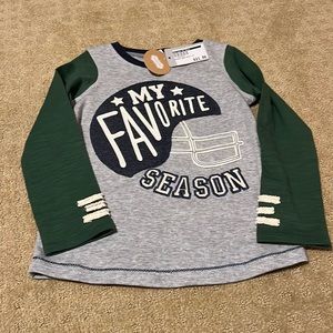 NWT. Boys 4T/5T Mud Pie long sleeve shirt.